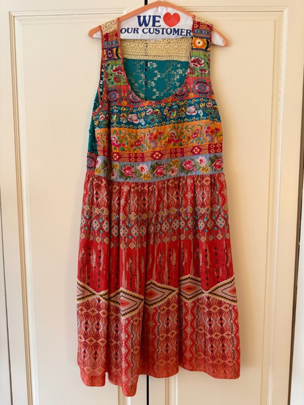 Silk Sundance Summer Dress with embroidery, excellent preowned condition, Size L